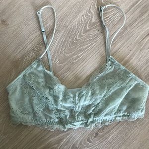 URBAN OUTFITTERS bralette